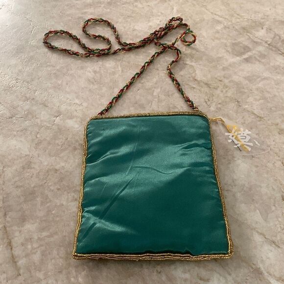 NWT Beaded Santa Crossbody Bag - Picture 4 of 7